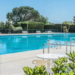 Cannes Marina 2*, Mandelieu France