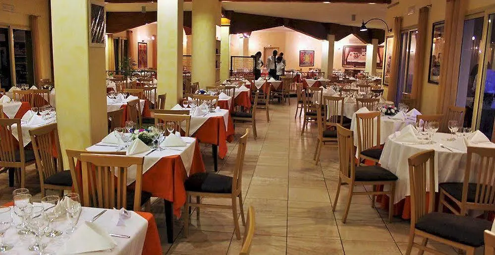 Hotel Santantao Art Resort Porto Novo